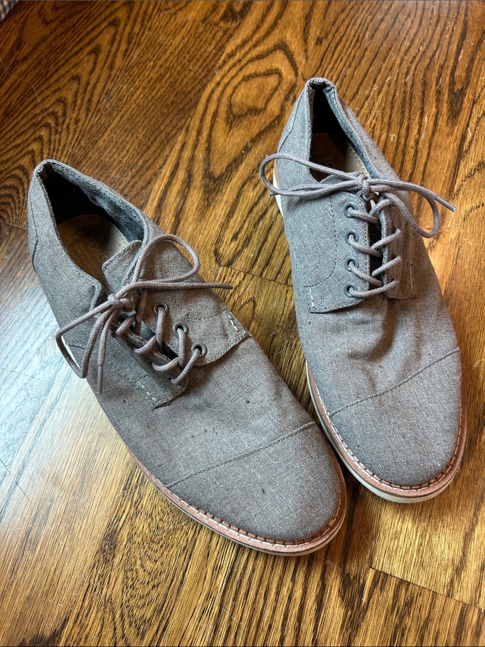 Toms Men's Casual Lace-Up Oxford in Brown